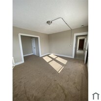15000 Euclid Ave in East Cleveland, OH - Building Photo