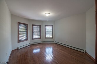 756 S 17th St in Newark, NJ - Building Photo - Building Photo