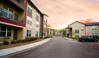 Apex at Perry Crossing in Plainfield, IN - Foto de edificio - Building Photo