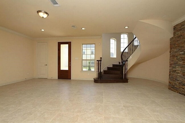 property at 14478 Summerleaf Ln