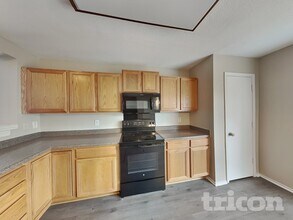 7307 Circle Farm in San Antonio, TX - Foto de edificio - Building Photo