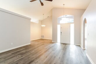 2129 Fish Eagle St in Clermont, FL - Building Photo - Building Photo