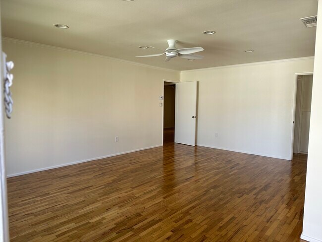 2406 Graham Ave in Redondo Beach, CA - Building Photo - Building Photo