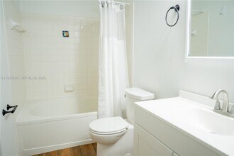 1760 Palm Cove Blvd, Unit Verano in Delray Beach, FL - Building Photo - Building Photo