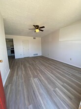 17 Homestead Dr in Moriarty, NM - Building Photo - Building Photo