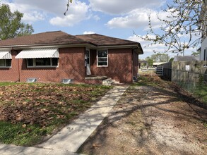 335 S Garrard St in Rantoul, IL - Building Photo - Building Photo