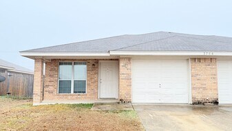 2706 Vernice Loop in Killeen, TX - Building Photo