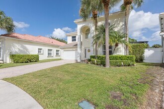 700 S Rosemary Ave in West Palm Beach, FL - Building Photo - Building Photo