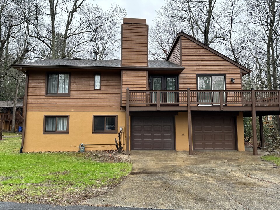 22 Oak Ct in Fletcher, NC - Foto de edificio