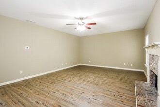 48 Crescent Chase in Dallas, GA - Building Photo - Building Photo