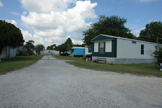 2047 Bridal Rd in Fernandina Beach, FL - Building Photo - Building Photo