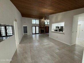 100 Sea Island Cir in Daytona Beach, FL - Building Photo - Building Photo