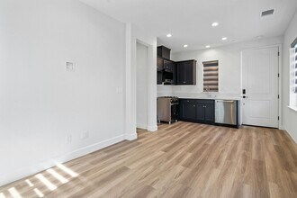 2943 Neil Jerome Dr in Tracy, CA - Building Photo - Building Photo