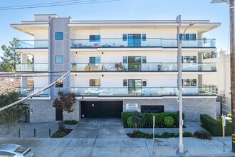 Camarillo Residentials in North Hollywood, CA - Building Photo - Building Photo