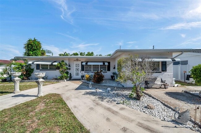 4518 15th Ave N in St. Petersburg, FL - Building Photo - Building Photo