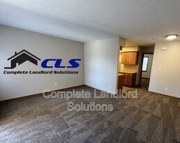 1742 E Morgan Dr in Terre Haute, IN - Building Photo