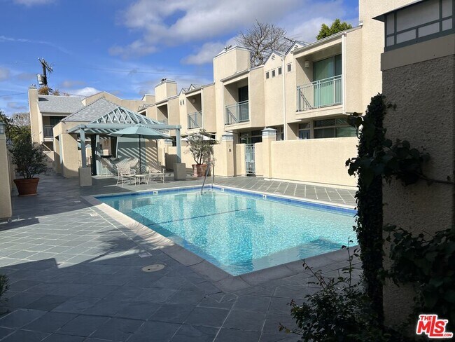 property at 14101 Dickens St