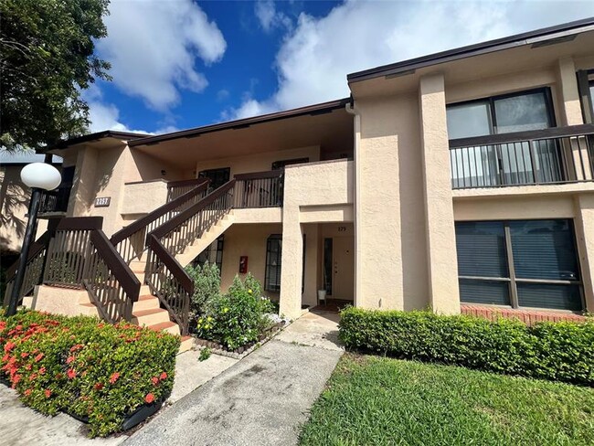 2257 SW 15th St in Deerfield Beach, FL - Building Photo - Building Photo