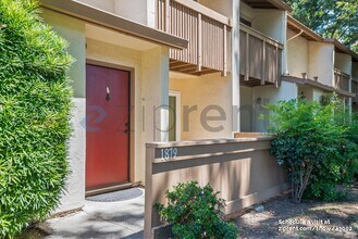 1879 Pomar Way in Walnut Creek, CA - Building Photo - Building Photo