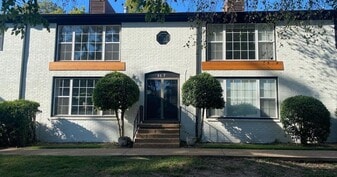 Chickasaw at the Greenline