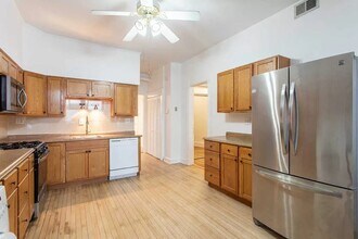 3139 N Oakley Ave in Chicago, IL - Building Photo - Building Photo