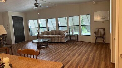 7761 SE Shenandoah Dr in Hobe Sound, FL - Building Photo - Building Photo
