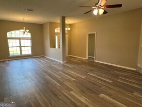 202 Thompson Ct in St. Marys, GA - Building Photo - Building Photo