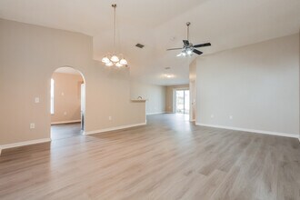 1169 Amanda Kay Cir in Sanford, FL - Building Photo - Building Photo