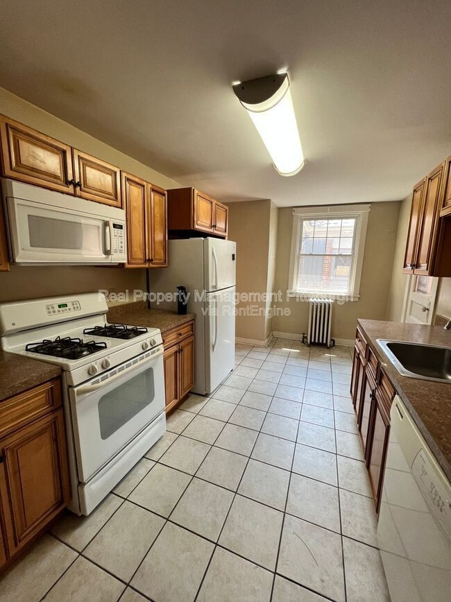 property at 5731 Phillips Ave