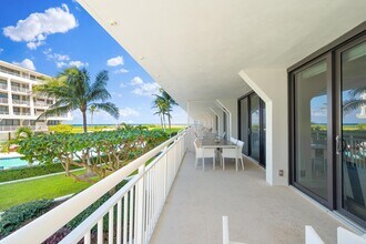 2600 S Ocean Blvd in Palm Beach, FL - Building Photo - Building Photo