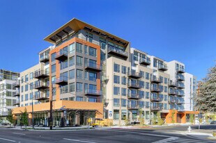 400 San Antonio Rd in Mountain View, CA - Building Photo