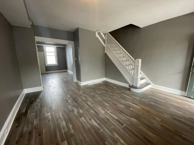 2516 Barclay St in Baltimore, MD - Building Photo - Building Photo