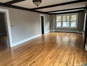 226 Hillside Ave in Torrington, CT - Building Photo - Building Photo