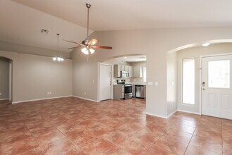 1604 S 80th Ln in Phoenix, AZ - Building Photo - Building Photo