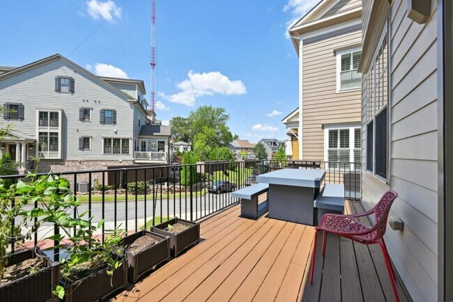 property at 805 Corduroy Ln