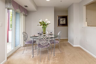 Country Meadows Apartments in Laurel, MD - Building Photo - Interior Photo