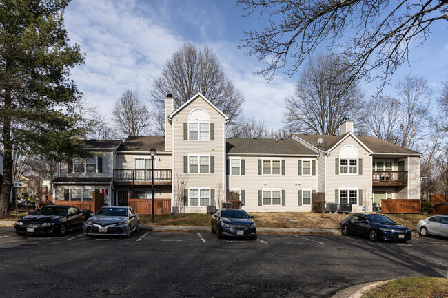 Glensford Condominiums in Bowie, MD - Building Photo - Building Photo