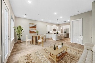 5217 Amber St in Houston, TX - Building Photo - Building Photo
