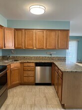 9521 S Kilbourn Ave, Unit 3 N in Oak Lawn, IL - Building Photo - Building Photo