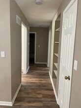 102 Orourke Drive in Platte City, MO - Foto de edificio - Building Photo