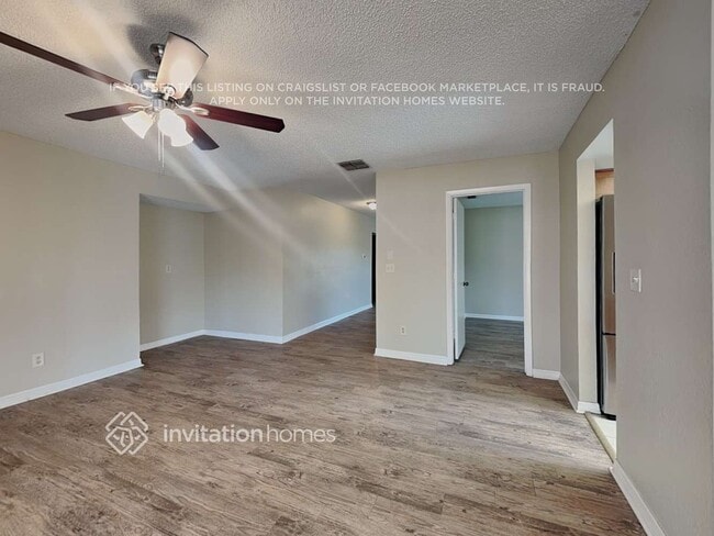 1030 Oakwood Dr in Dunedin, FL - Building Photo - Building Photo