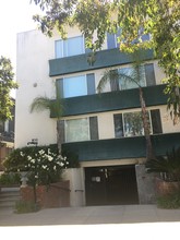 832 11th St in Santa Monica, CA - Building Photo - Building Photo