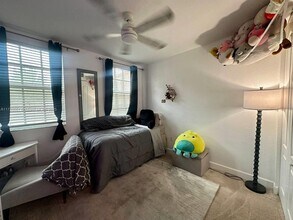 418 SW 147th Ave, Unit 5009 in Pembroke Pines, FL - Building Photo - Building Photo