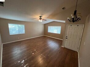 1511 Coventry Dr in Oakley, CA - Building Photo - Building Photo