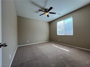 10973 Sardinia Sands Dr in Las Vegas, NV - Building Photo - Building Photo