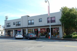 1272 Solano Ave in Albany, CA - Foto de edificio - Building Photo