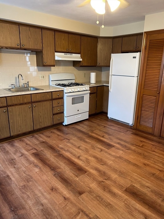 913 Bedford St in Fall River, MA - Building Photo - Building Photo