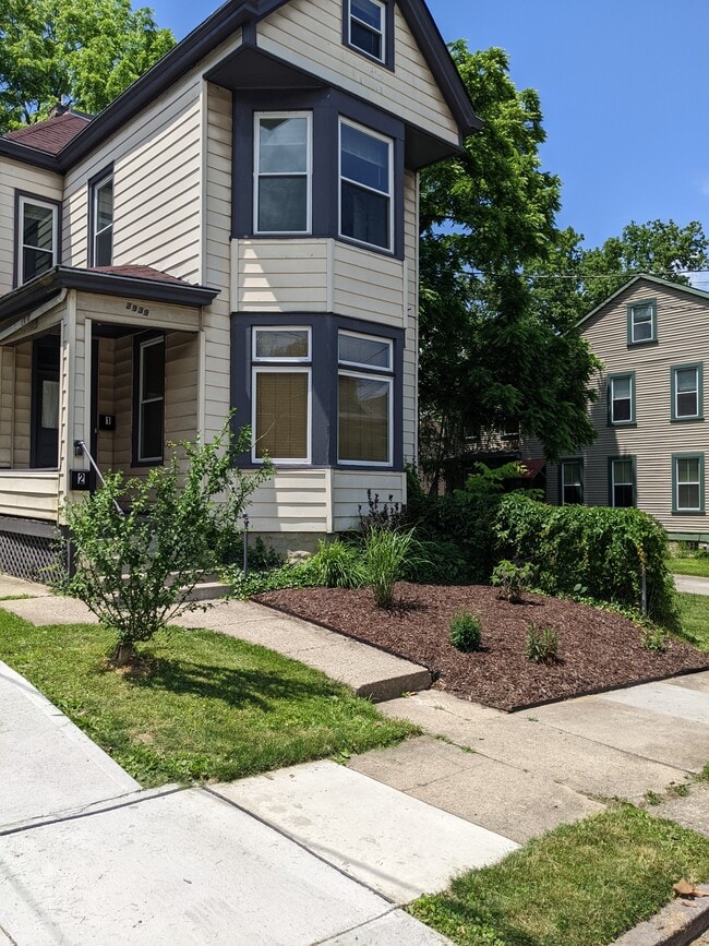 2939 Cleinview Ave, Unit 2 in Cincinnati, OH - Building Photo - Building Photo
