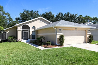 2970 Stillwater Dr in Kissimmee, FL - Building Photo - Building Photo