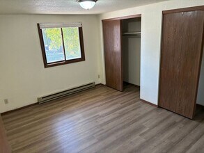 4918 Basswood Dr in Loveland, CO - Building Photo - Building Photo